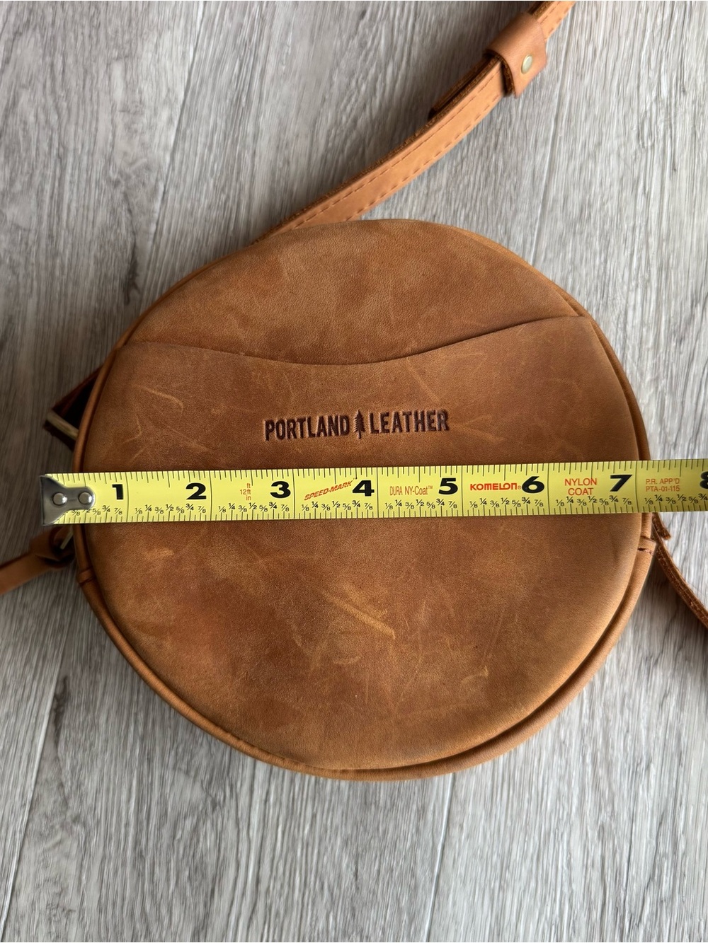 Portland Leather Circle Crossbody Brown Small - Picture 3 of 12